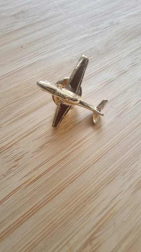 Pin Boton Avião