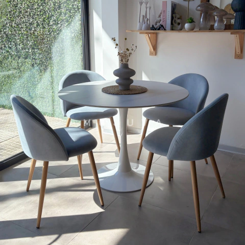 Combo Mesa Tulip Neo + 4 Niza en Pana Gris claro