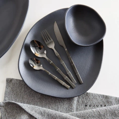 Set de 6 tenedores Línea Bambú negro en internet