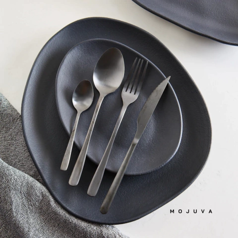 Set de cubiertos de 16 piezas Linea Bean Negro Opaco - comprar online