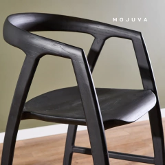 Banqueta Antu color Negro en internet