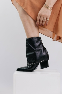 Bota Western Winter Aplicação Couro Mary's - comprar online