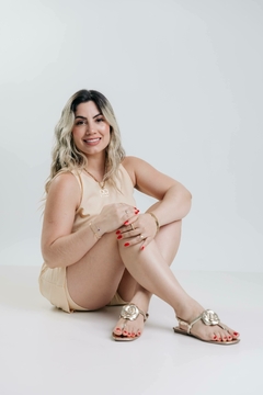 Sandália Fio Dental Flor Mary's