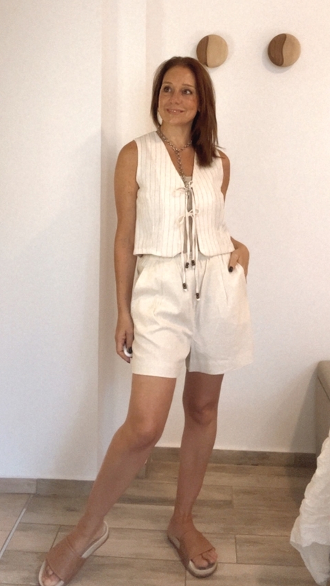 Short Federica