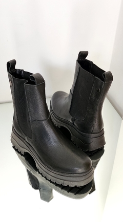 Bota Lisan 1136