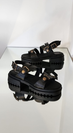 Sandalia Gina negro 910-01 - comprar online