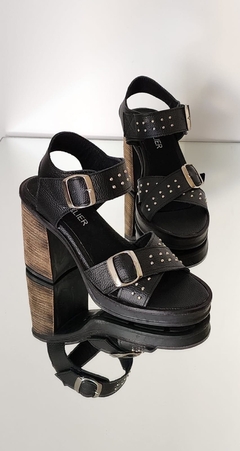 Sandalia Marlene negro 350/02