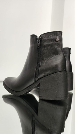 Bota Carlota 770 - comprar online