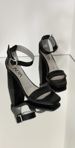 Imagen de Sandalia Amelie oro