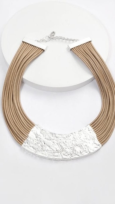 Collar Lea