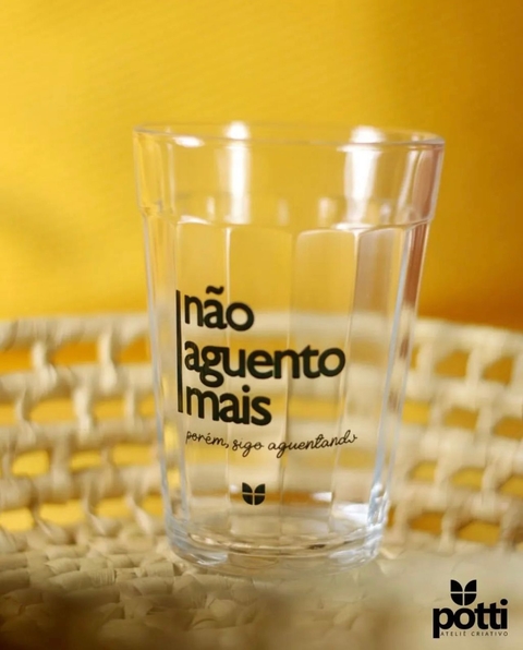 Copo - Não aguento mais.