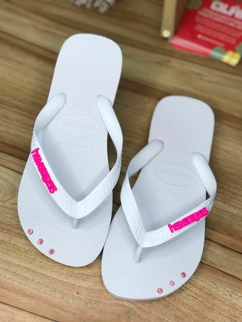 HAVAIANAS TOP BRANCO + PEDRARIAS + PLACAS ROSA PINK