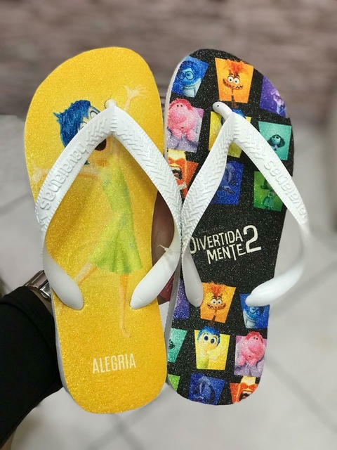 Chinelo Personalizado Havaianas Divertida Mente Alegria - comprar online