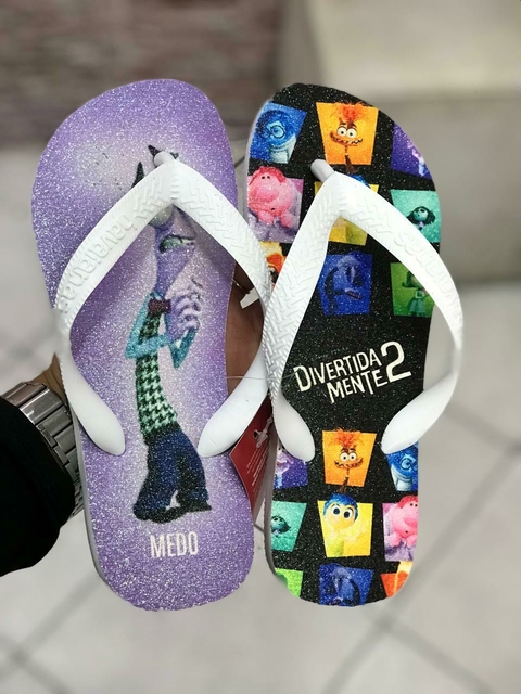 Chinelo Personalizado Havaianas Divertida Mente Medo - comprar online