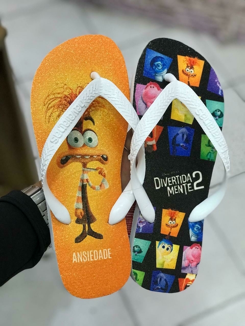 Chinelo Personalizado Havaianas Divertida Mente Ansiedade - comprar online