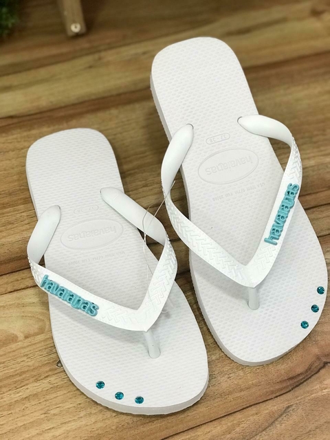 HAVAIANAS TOP BRANCO + PEDRARIA + PLACAS AZUL - comprar online