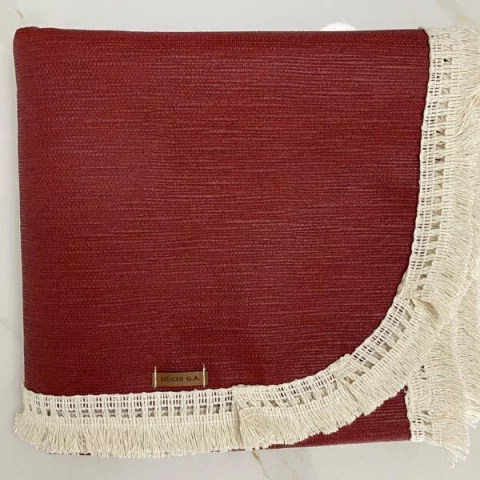 MANTEL BORDO CON FLECOS