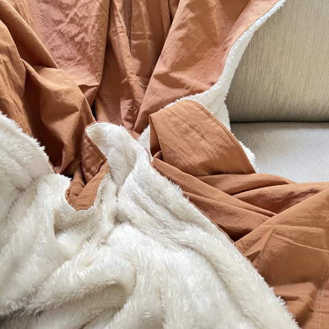 MANTA DE TUSOR CON CORDERITO