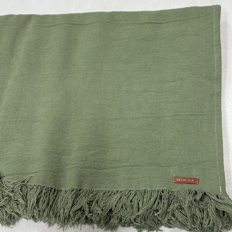 MANTA DE TUSOR CON FLECOS VERDE