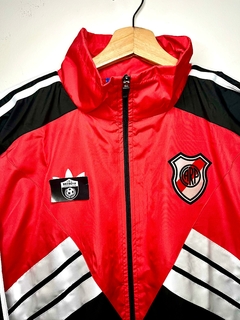 Campera Rompevientos Retro River - comprar online