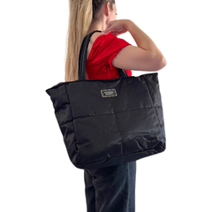 BOLSO PUFFER NEGRA en internet