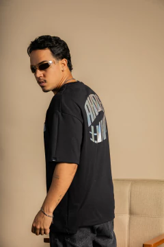 Camiseta Oversized - Holográfica - loja online