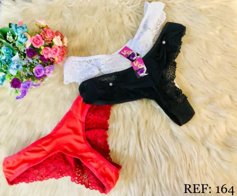 Calcinha microfibra com renda