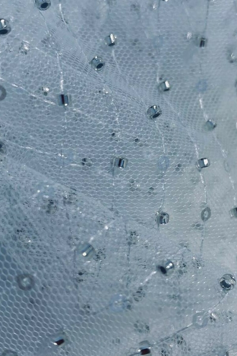 Tule Bordado Listrado Com Paetês e Missangas Prata