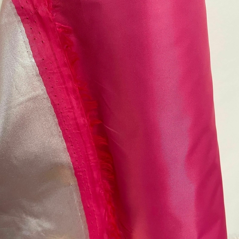 Tela impermeable Silver FUCSIA ancho 1.5mts X METRO