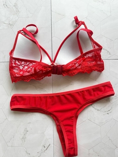 CONJUNTO TAZA SOFT LYCRA Y PUNTILLA ROJO- ART 675 en internet