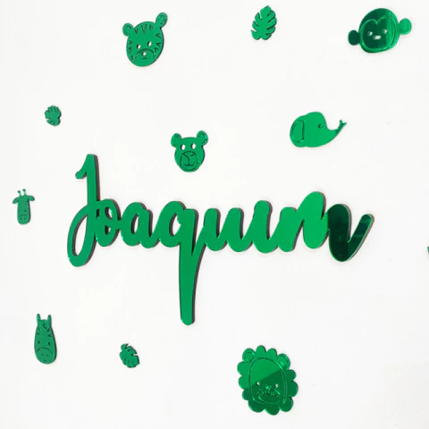 SAFARI - NOME PERSONALIZADO EM ACRÍLICO COM APLIQUES - NAC003 - comprar online