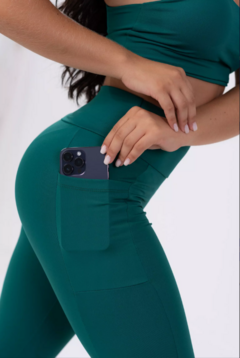 TOP COM ALÇAS + LEGGING FITNESS COM BOLSO na internet