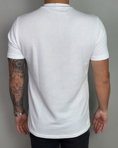 Camiseta Canelada White na internet