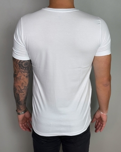 Camiseta Basic Algodão Egipcio White na internet