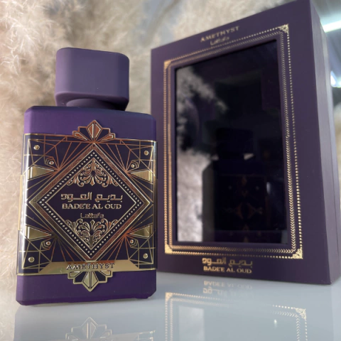 Bade'e Al Oud Amethyst de Lattafa