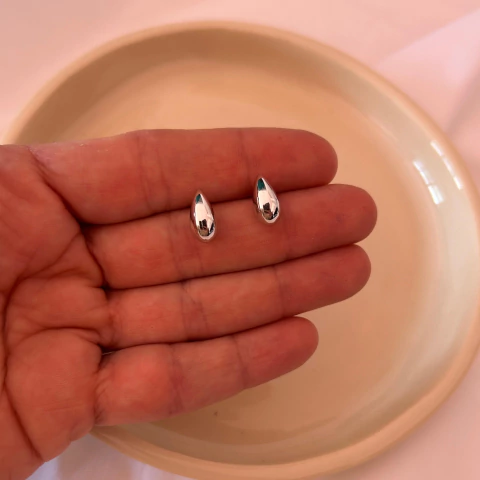 Aros mini gota plateados