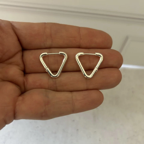 Argollas triangulo de acero blanco - comprar online