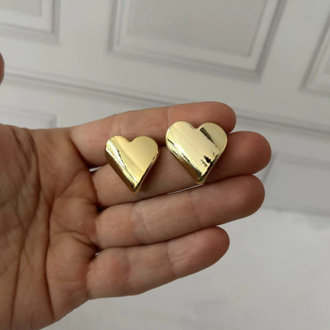 Aros corazon liso dorado - comprar online