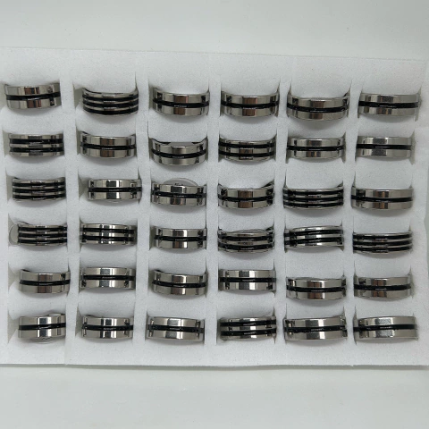 Caja de anillos de acero quirúrgico "Mix 8"