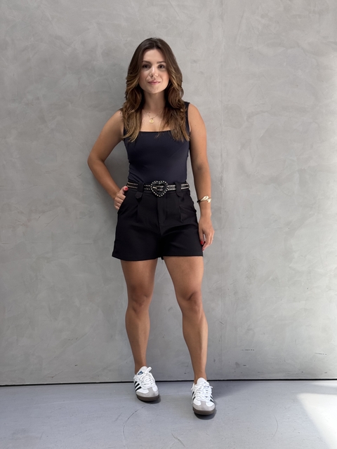 Shorts em Alfaiataria Lara - comprar online