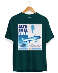 AA - Alta en el cielo (remera verde)