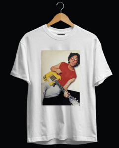 Remera Fito - cable a tierra