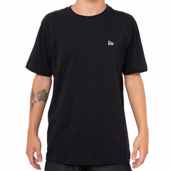 Camiseta New Era Bordado Branded Preto - comprar online