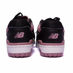 Tênis New Balance 550 Fem Preto/Rosa na internet