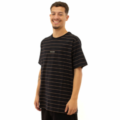 Camiseta DC Lowstate Stripe Preto - comprar online