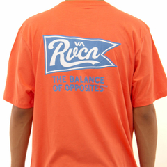 Camiseta Rvca Pennatan Vermelho Claro na internet