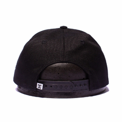 Boné DC Shy Town Empire Snapback Preto na internet