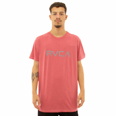 Camiseta Rvca Big Stone Vermelho Escuro