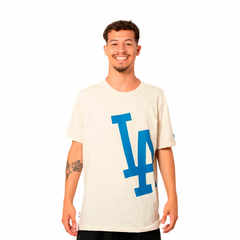 Camiseta New Era Core Essentials Style Losdod Off White na internet