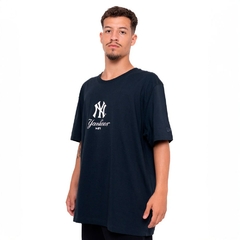 Camiseta New Era Core Mlb Big Neyyan Ps Marinho na internet